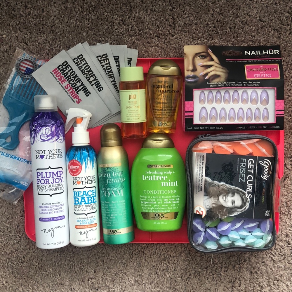 Assortment of toiletry items + Nailhur nails
